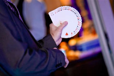 Office Party Magician: Bringing the WOW Factor to Your Corporate Celebration